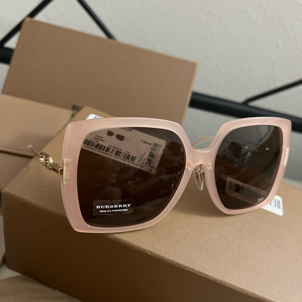 New Burberry Logo Pink Square Sunglasses